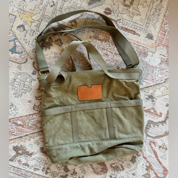 Madewell Canvas Camden Tote Bag in Olive Tree - Picture 4 of 7